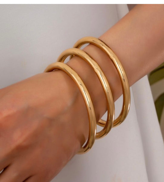 Tube Bangle Set